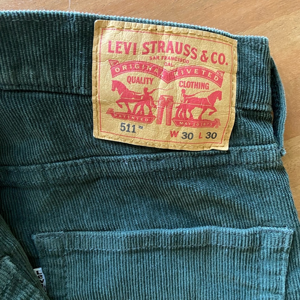 Men’s Levi Corduroy Jeans